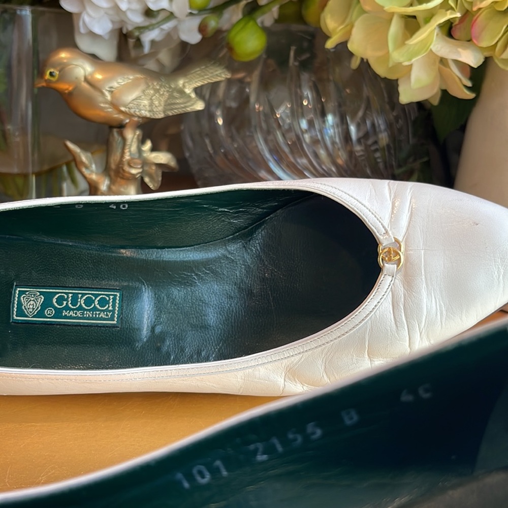 Gucci Logo Heels in Bright White Leather | ULTRA RARE! - Picture 13 of 16